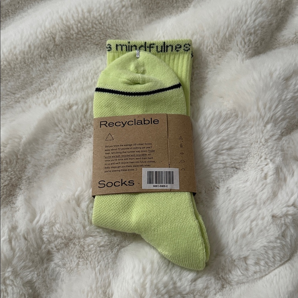 Girlfriend Collective Socks - Picture 2 of 2